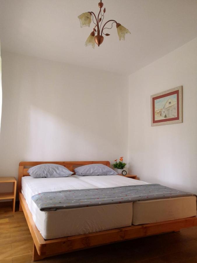Apartment Fera Seline Exterior photo